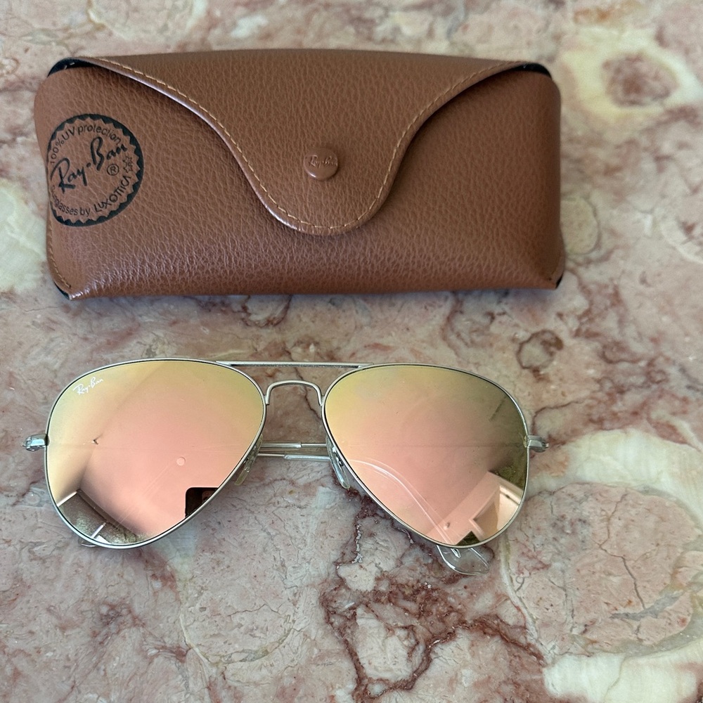 Ray-Ban Silver Aviator Sunglasses with Rose Mirrored Lenses